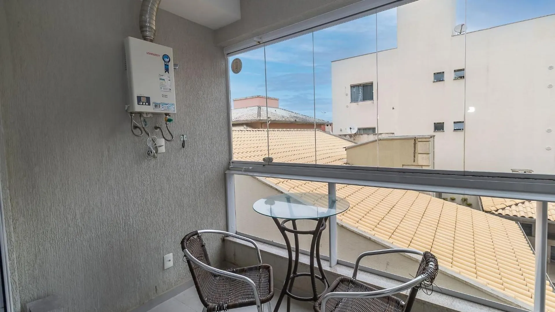 בומבינאס 173 - Apartamento 02 Dormitorios Na Praia De Bombas Para 6 Pessoas 0*,
